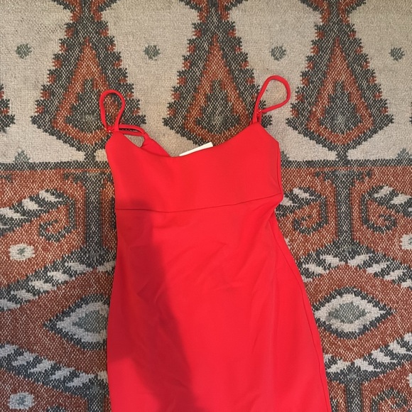 NWT Nookie Bailey Gown in Cherry size medium - Picture 5 of 7